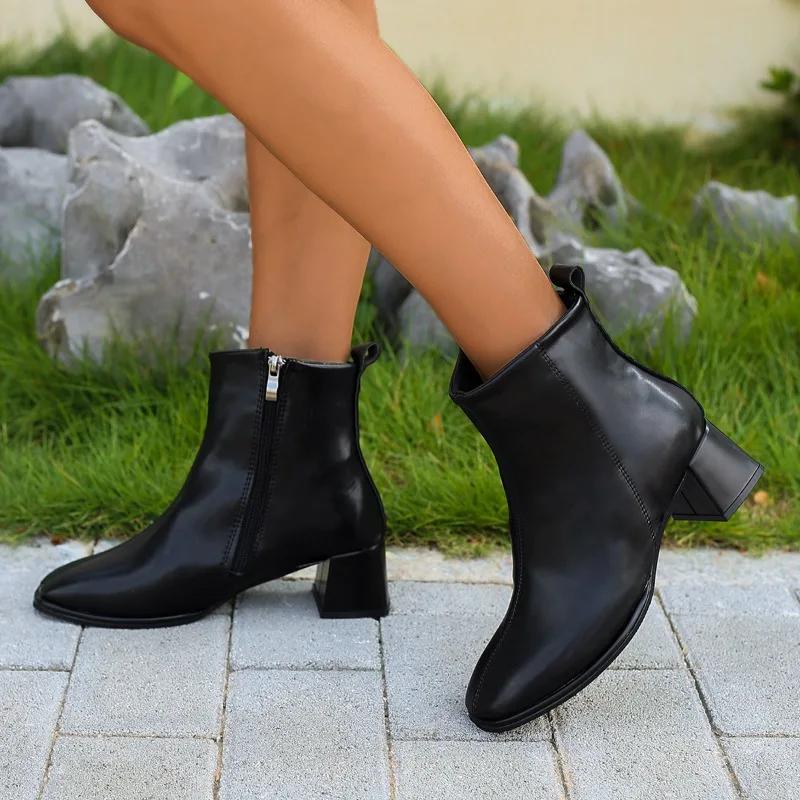 2024 Новые Туфли для Женщин Ботинки Женские Зимние Квадратные Носки Однотонные Короткие Бочонки Толстые Каблуки Модные Ботинки Большого Размера