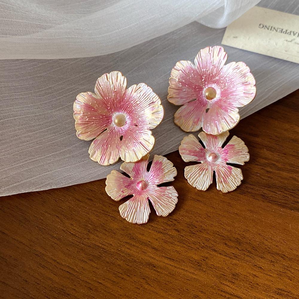 Exquisite Oil Drop Flower Ear Studs Baroque Korean Style Earrings Enamel Flower Earrings Girls