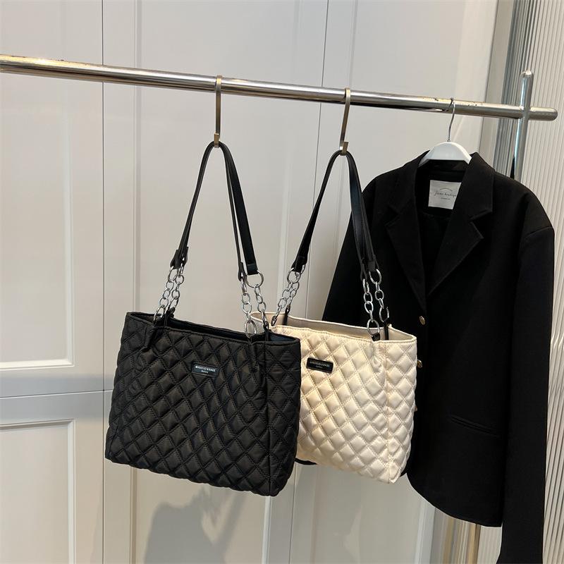 Women's Large Capacity Shoulder Bag Quilted Tote Bag Fashion All-match Commuter Bag