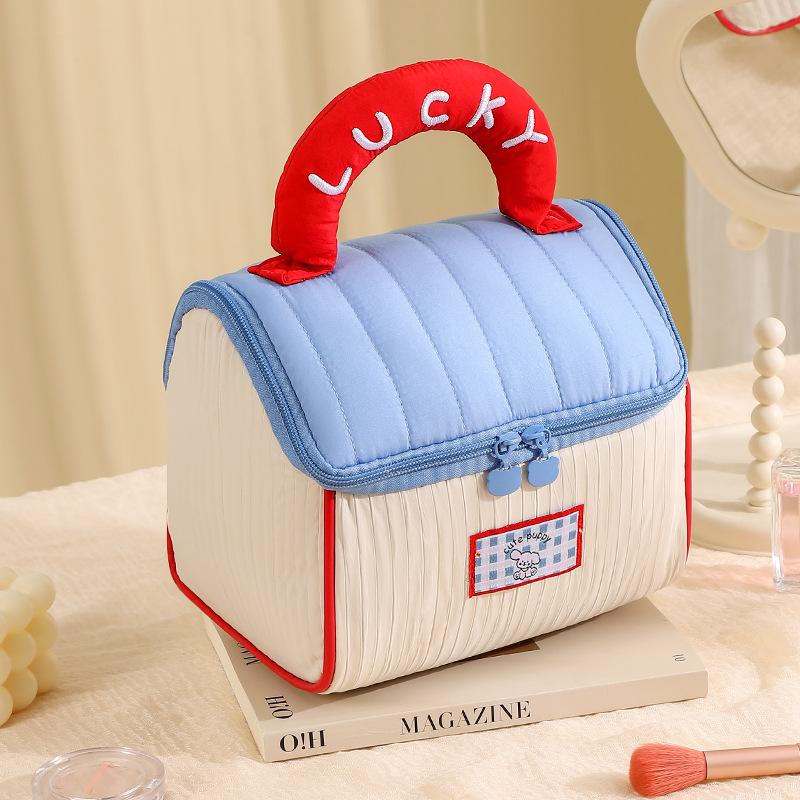 Large Capacity Cute Makeup Bag with Zipper Closure Portable Cosmetic Organizer Bag with Handle for Outdoor Travel School Use