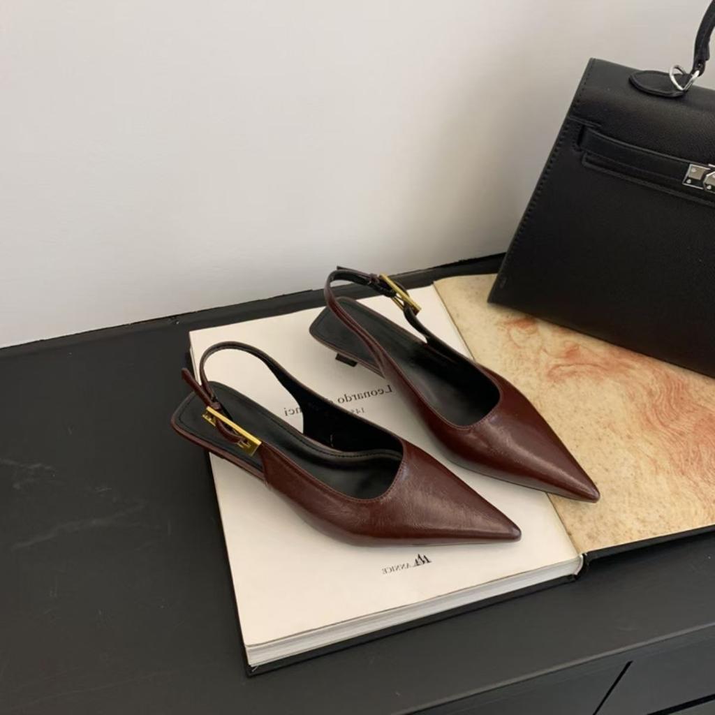 Простые туфли из мягкой кожи, очень тонкие, на низком каблуке, темпераментные, с сумкой на носке, 2025, повседневные, с тройным ремешком сзади, одинарные туфли, остроносые, маленькие кожаные туфли