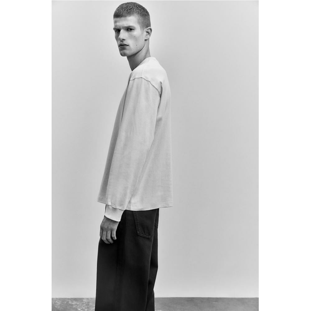 Джерси с длинными рукавами HM свободного кроя светло-бежевого цвета