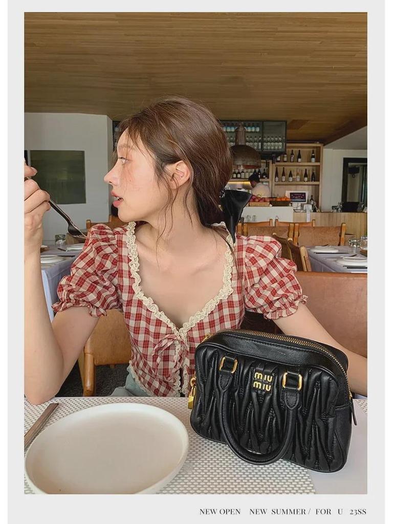 Женский топ 2023 года в французскую клетку со шнуровкой и оборками с квадратным вырезом