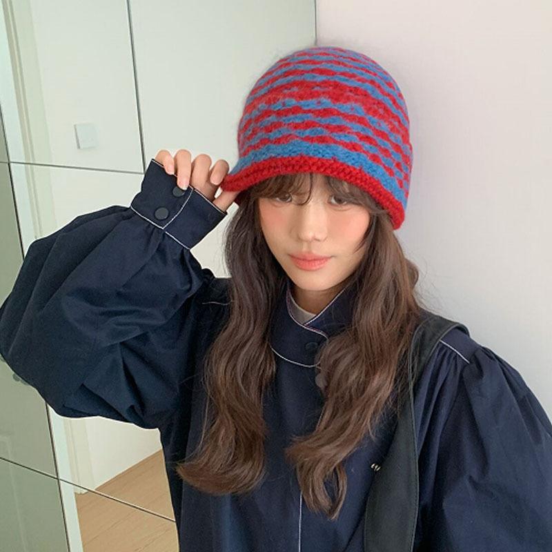 Autumn and winter new color matching striped flanged knitted hat cute fashion headgear women's warm and sweet wool hat