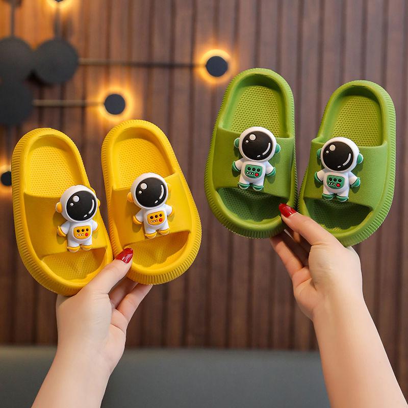 Новые летние детские тапочки, тапочки с героями мультфильмов «Астронавт», домашние детские тапочки, детская обувь, нескользящие тапочки