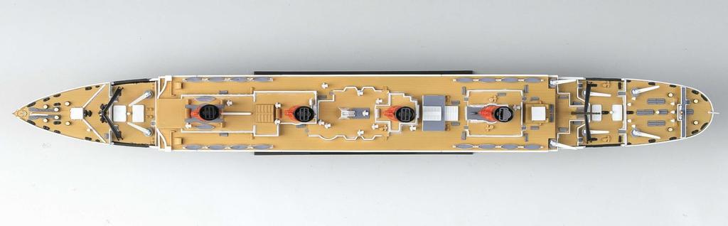 Doyusha 1700 Amazing Plastic Model 22nd R.M.S. Titanic LED Set Color-coded Plastic Model