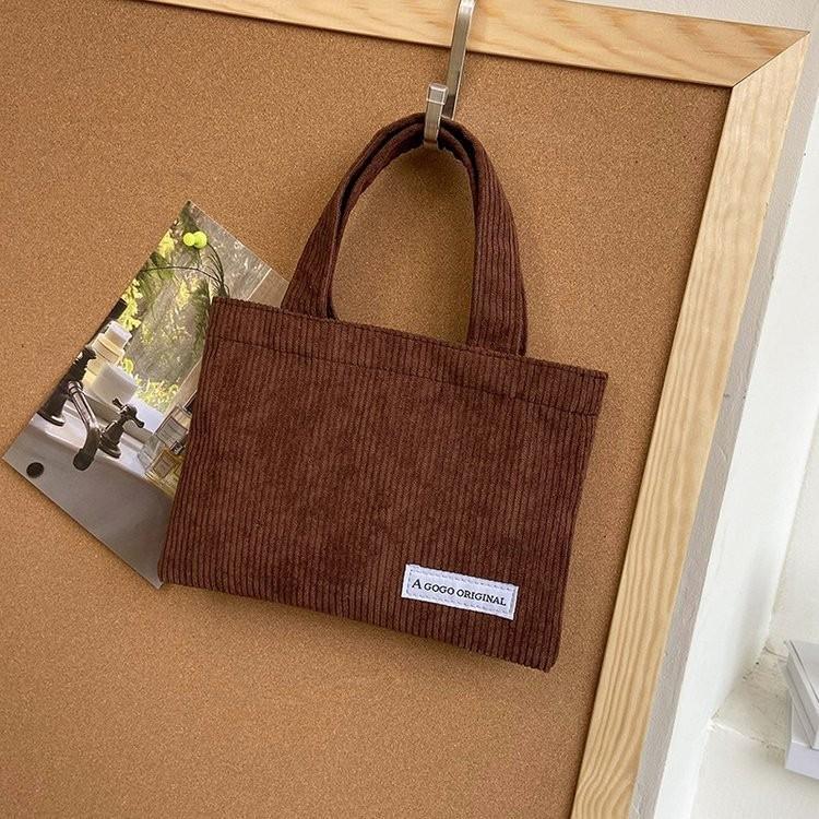 Современная повседневная сумка-тоут с цветными акцентами Мягкий полиэстер Дизайн для удобства ежедневных поездок