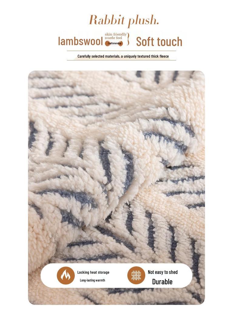 Плюшевая подушка для дивана: Новый стиль Осень/Зима 2025, Нескользящий чехол из кожи и ткани для четырех сезонов, Легкая роскошь, Высококачественный комплект одеял