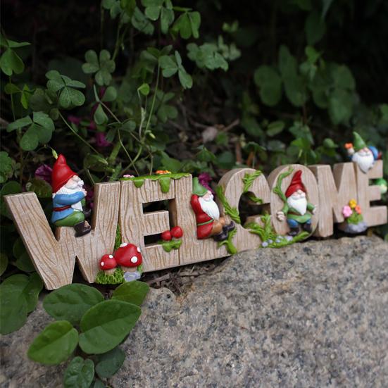Dwarf Welcome Sign Resin Cartoon Dwarf Ornament Garden Gnome Letter Welcome Sign for Home Office
