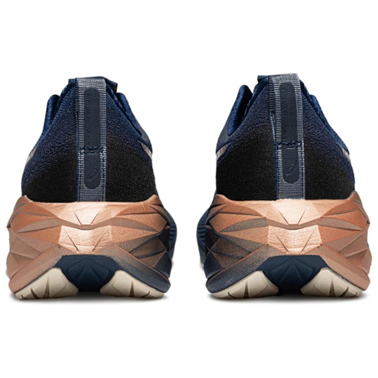 Asics Novablast 4 Платиновый Синий Простор Розовое Золото Женские Повседневные 1012B739-400