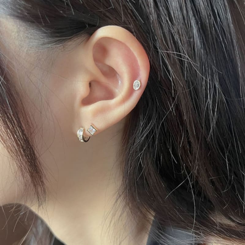 Youngglow 14k овальный пирсинг с кубическим цирконием