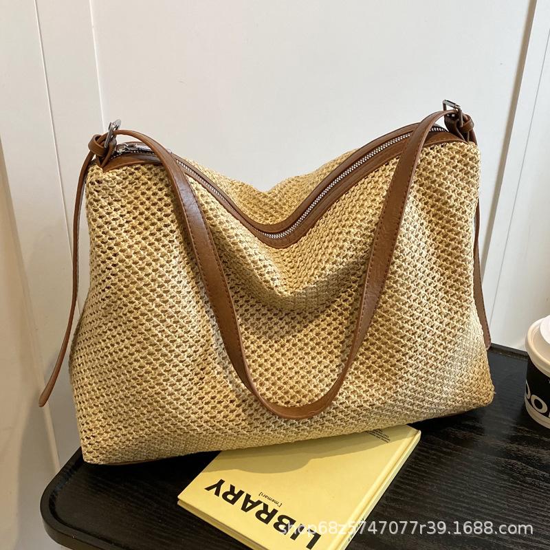 Korean Version Retro Woven Tote Bag Straw Woven Bag Large Capacity Armpit Bag New Shoulder Bag Holiday Wind Beach Bag Women