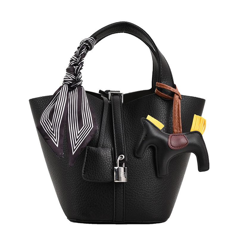 Women's bag women's 2025 new large-capacity versatile hand carry vegetable basket high-end single shoulder handbag bucket bag