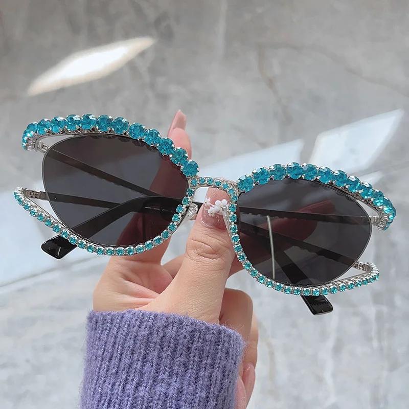 Luxury Cat Eye Sunglasses with Color Diamonds Fashion Trend Women Glasses Gafas De Sol Personalized Crystal Design