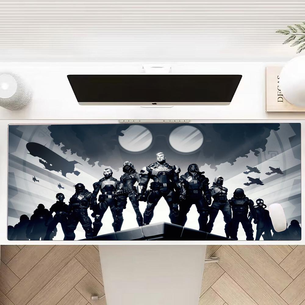 A-fortnite-ES Mouse Pad Multiple Sizes Large Square Computer Office Game Table Mats Rubber Anti-slip Mousepads