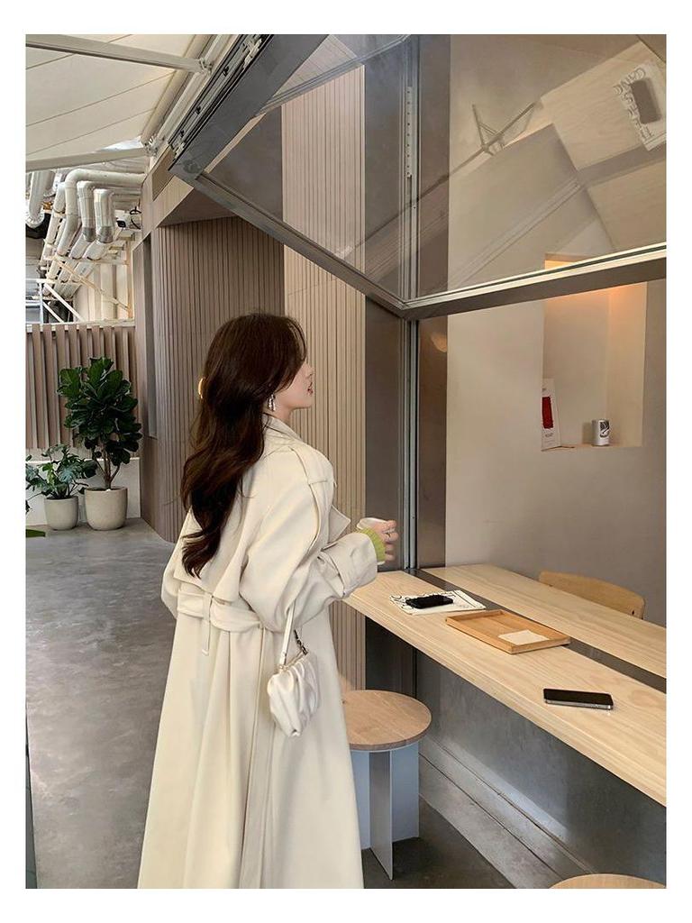 Тренч в корейском стиле 2025 года с длинной драпировкой - Элегантный белый для весны и осени