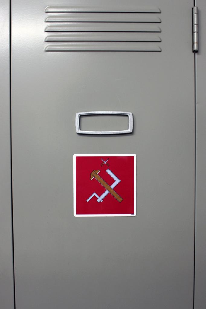 PLATZ Девушки и танки фильм Операция «Проникновение» Магнит с символом Школа Правды GPMS-7 и