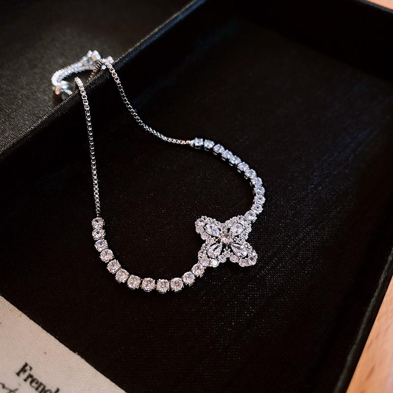 Elegant Gold Plated Zircon Rhombus Flower Bracelet Women Adjustable Minimalist Luxury Daily Wear