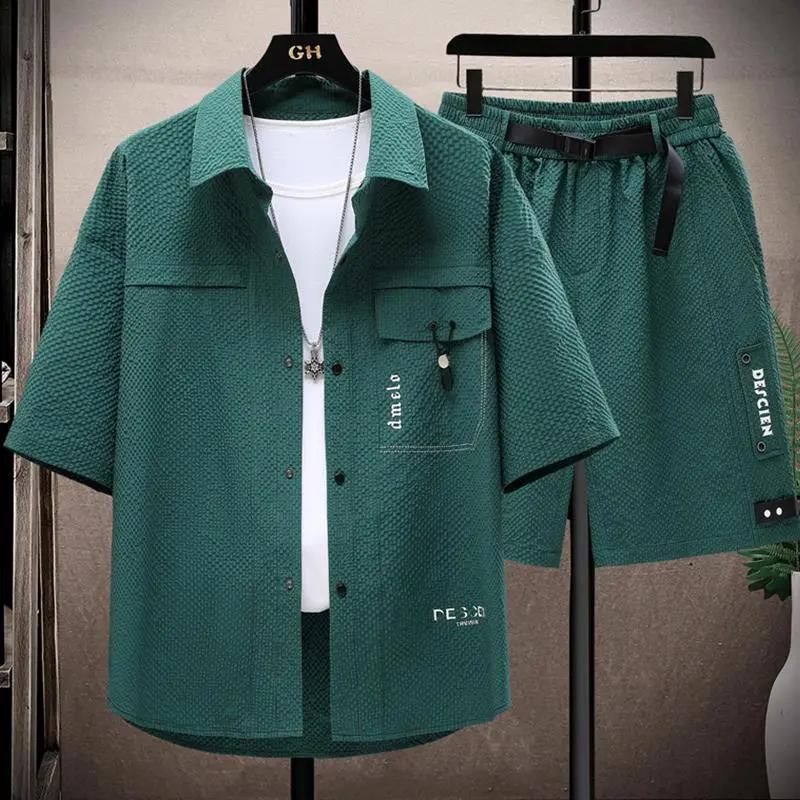 Мужской летний красивый рабочий костюм Молодежная рубашка с коротким рукавом + шорты Повседневный комплект из двух предметов