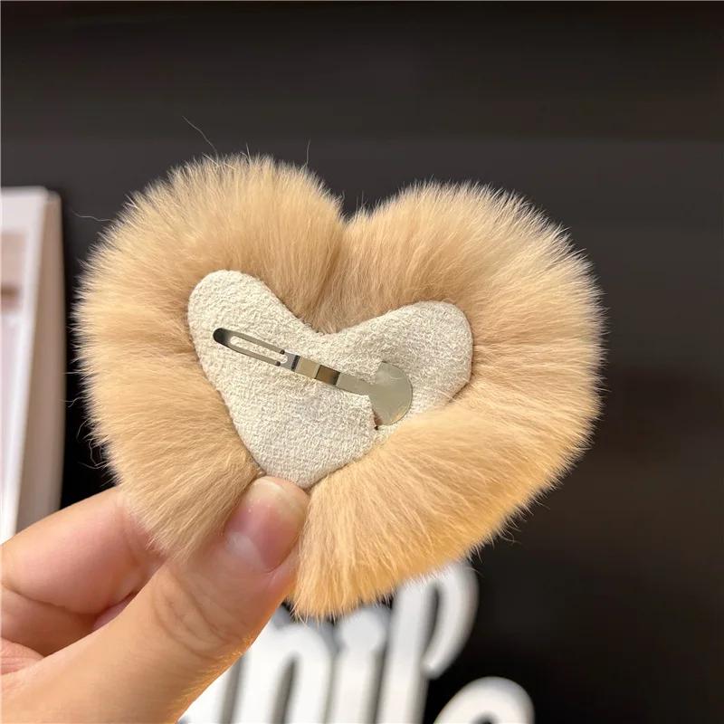 1 шт. Плюшевая заколка для волос с надписью Love, ощущение высокого класса, осенне-зимняя плюшевая челка, боковая плюшевая заколка, аксессуар для волос типа BB, головной убор