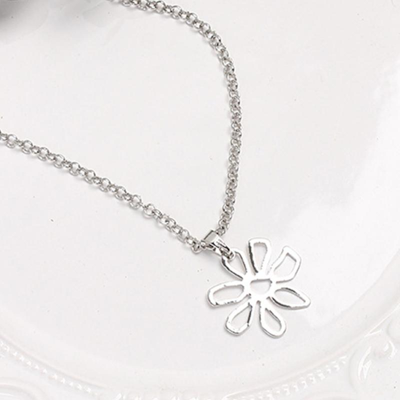 Ожерелье с цветочной подвеской для женщин, геометрическое однослойное ожерелье, регулируемая цепочка на шею, модные хипстерские украшения