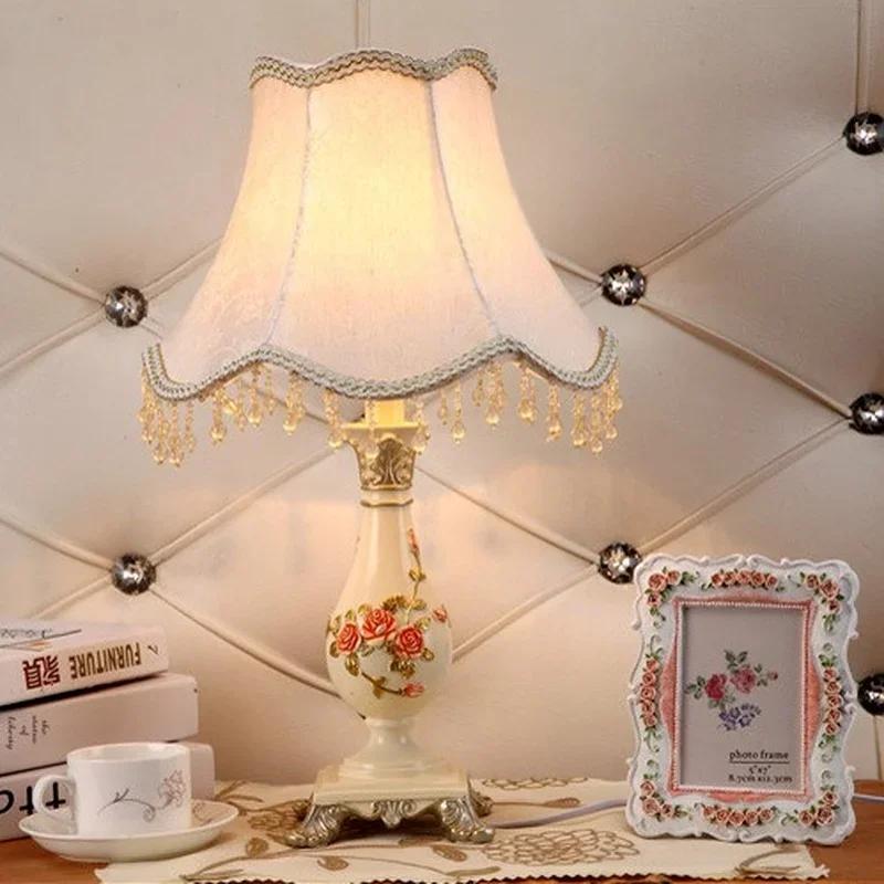 Скандинавские винтажные настольные лампы для чтения в спальню, прикроватная лампа из смолы, современный домашний декор, освещение Luminaria