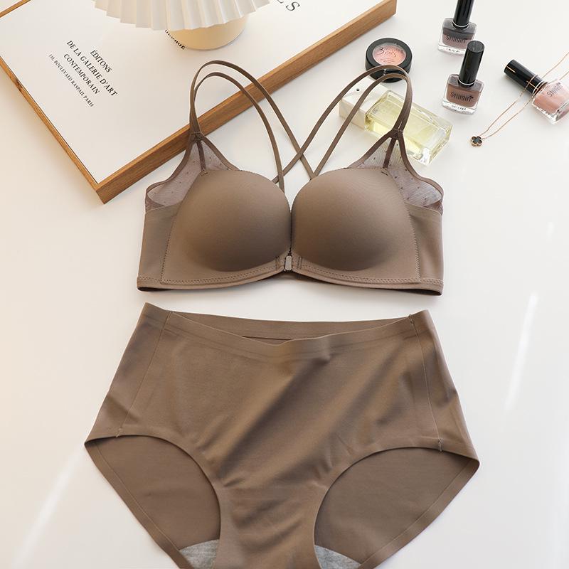 Japanese Light Cotton Lace Seamless Push-Up Bra Set with Front Buckle and Stylish Back Design