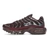 Женские кроссовки Air Max Plus SE Night Maroon Chrome Silver Красный Темно-Командный Красный Металлический Серебристый HJ9743-600