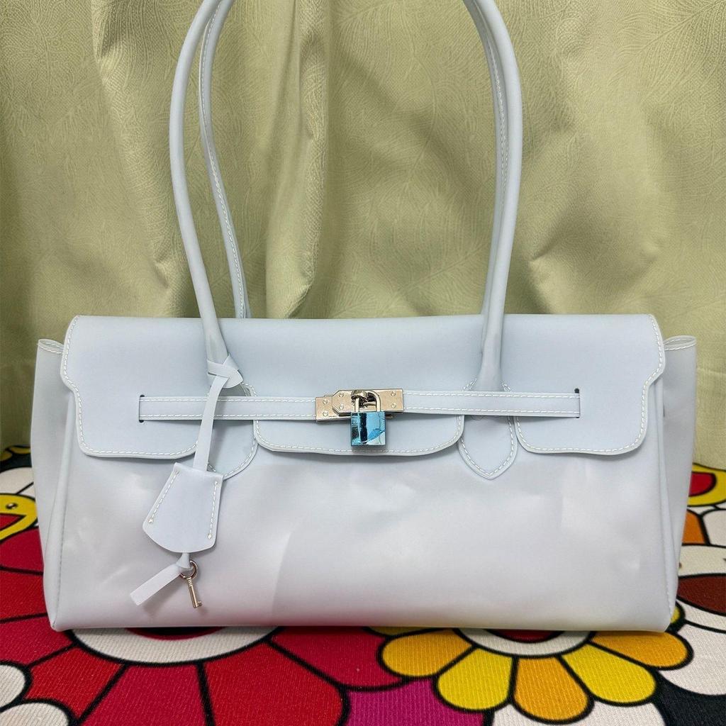 Macaron Color PVC Jelly Bag: Women's 2026 Shoulder Tote with Lock Buckle – Fashionable Commuter Bag