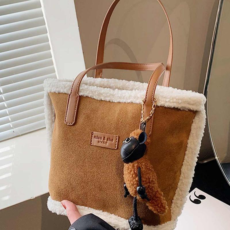 Bucket Bag Women'S Bag Suede Shoulder Portable Commuter Lamb Wool Tote Bag Luggage
