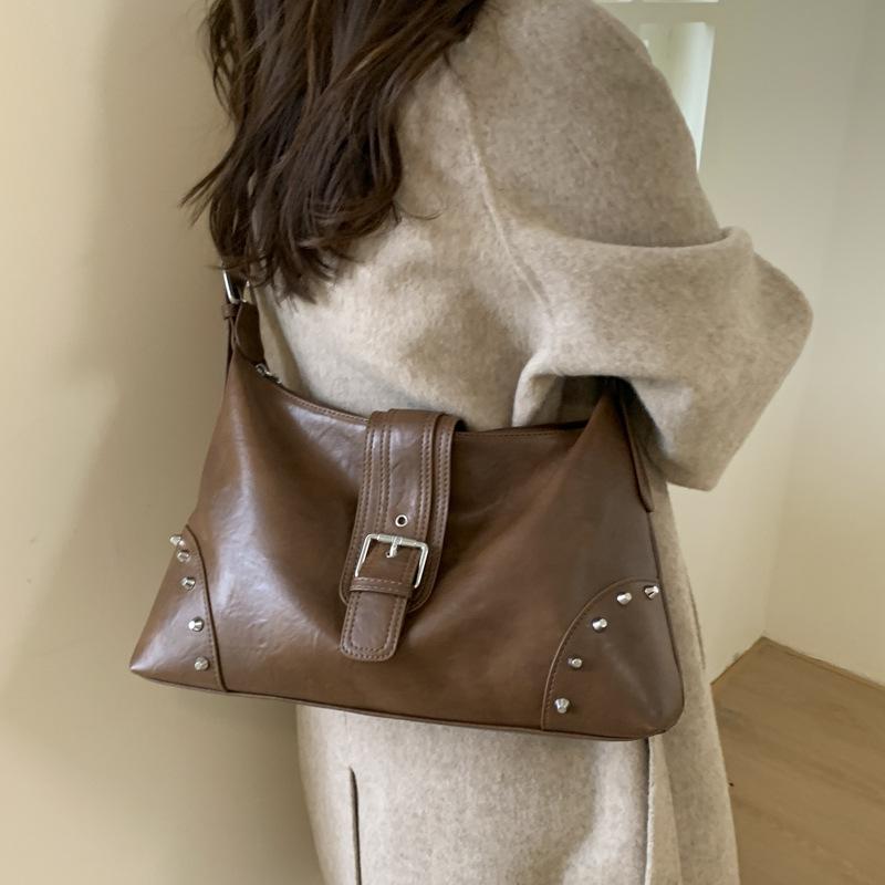 Сумка премиум-текстуры женская большой вместимости 2025 новая повседневная модная ретро на плечо сумка-мессенджер нишевая сумка-пельмень