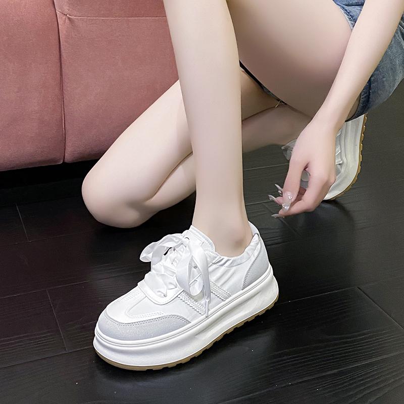 Новые 2024 кроссовки на платформе женские модные теннисные туфли разноцветные шнурки дышащие повседневные вулканизированные туфли для женщин