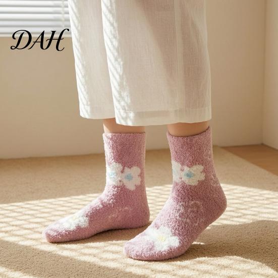Soft Plush Thermal Footwear Coral Fleece Socks for Women, Crew with Non-Binding Anti Irritation Home Top, Fuzzy Sleep Cute Prints Autumn Winter