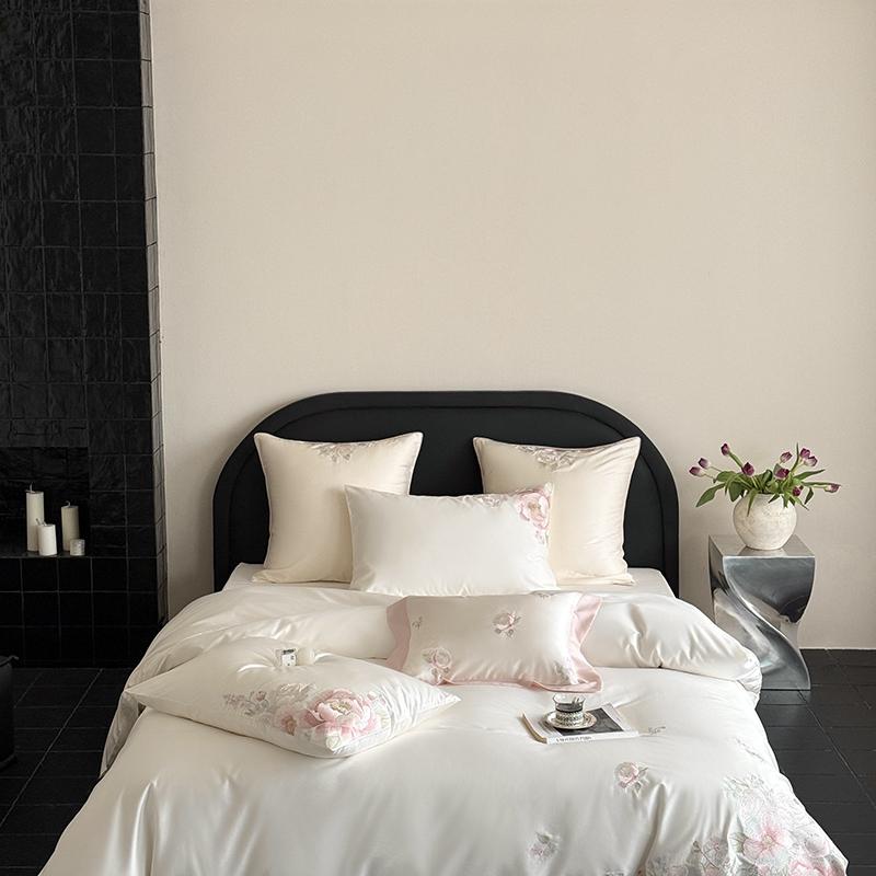 Flowers Embroidery Luxury Bedding Set Egyptian Cotton Single Queen King Size Duvet Cover Flat/Fitted Bed Sheet Pillowcases 3/4Pc