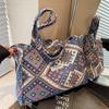 High School Students' Large Capacity Ethnic Style Tote Bags for Women Ins New Fashion Commuter One-shoulder Handbags