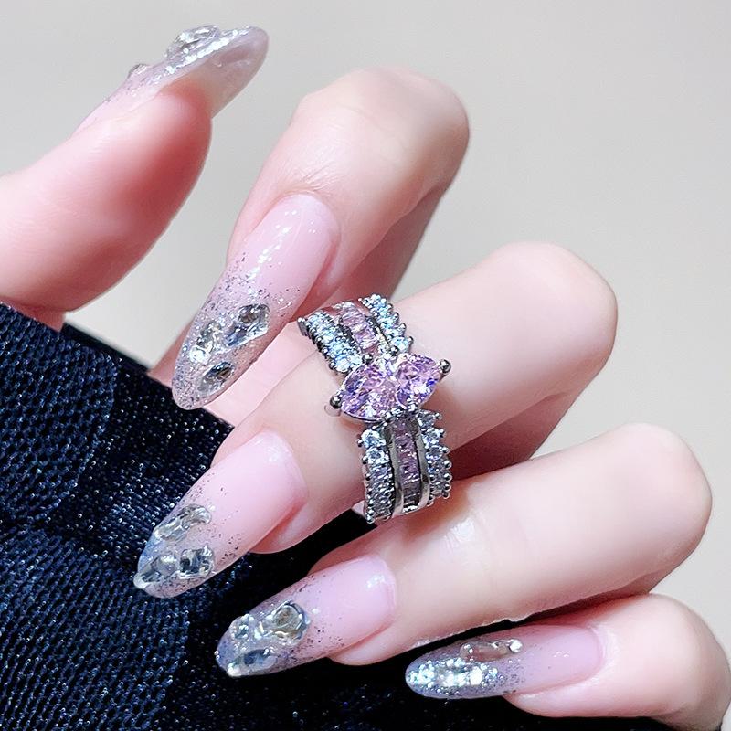 Нишевый дизайн Грушевидный розовый циркон Многослойное кольцо в форме змеи Сладкая и крутая личность Открытое кольцо Женское Легкая роскошь Высококлассное кольцо