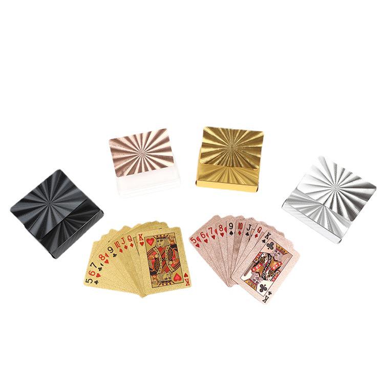 Пластиковые игральные карты с радиальным узором цвета розового золота - Подарочное издание Настольные игры