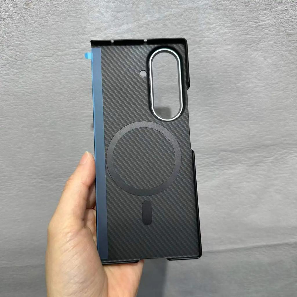 High Quality 600D Carbon Fiber Texture PC Magnetic Case for For Samsung Galaxy Z Fold 8Ultra 7 6 5 Wireless Charge Protect Cover