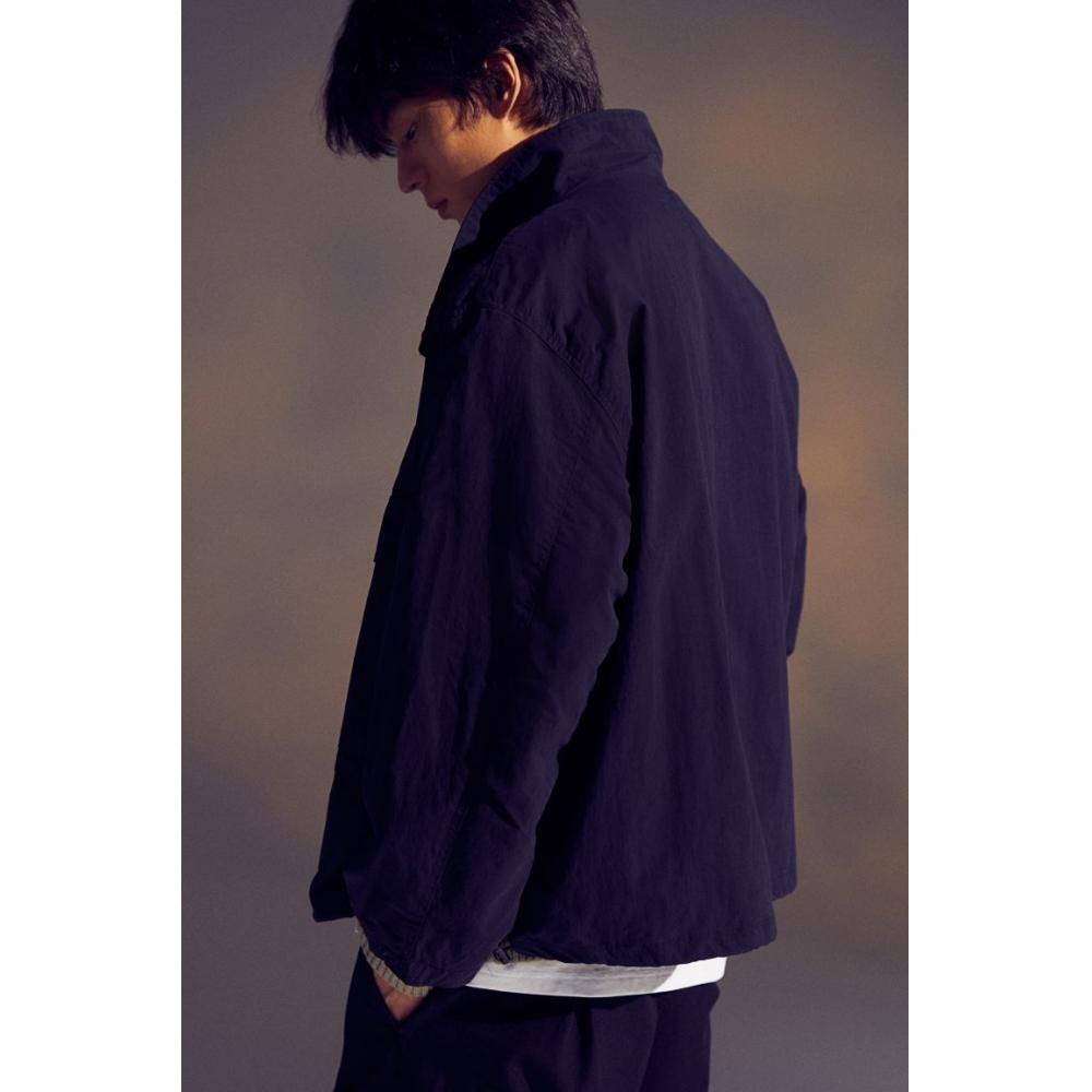 Куртка из нейлона с водоотталкивающим покрытием HM свободного кроя, темно-синего цвета