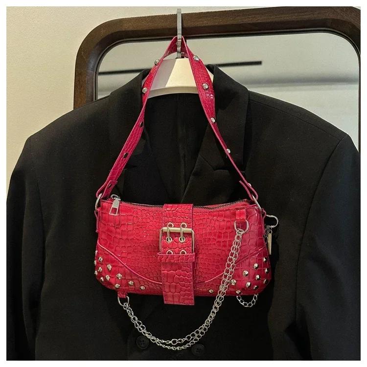 Модные женские сумки через плечо, новые высококачественные, горячая распродажа, универсальные, трендовые, на молнии, с заклепками, молодежные женские сумки