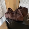 An Autumn and Winter-themed Matte Suede Single-shoulder Handbag, Which Is Casual and Versatile, with a Large Capacity and Designed As a Tote Bag.