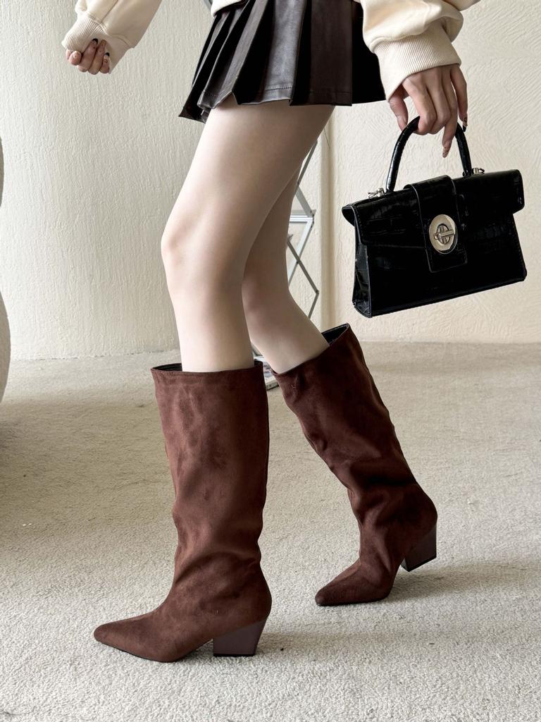 Autumn and winter new pointed thick heel high heel temperament thin French fashion sexy beautiful boots