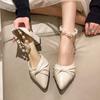Весенняя юбка жемчужные туфли на высоком каблуке женские весенне-летние новые туфли на среднем толстом каблуке с острым носком с неглубоким вырезом и полыми сандалиями