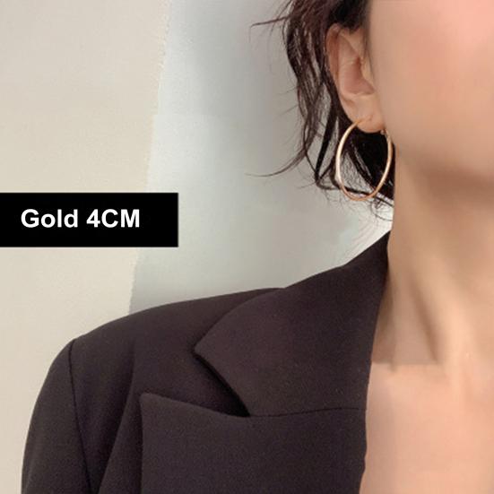 1 пара женских сережек-кольцов разных полированных размеров, однотонные гальванические серьги-кольца