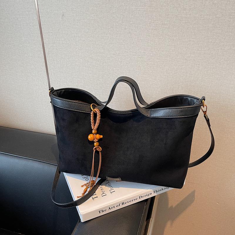 Сумка премиум-класса с текстурой, женская, большой вместимости, новая коллекция осень-зима 2025, универсальная ретро-сумка-мессенджер, портативная сумка-тоут для поездок