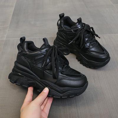 Женские кроссовки на платформе и скрытом каблуке, однотонные вулканизированные туфли на шнуровке, женская повседневная прогулочная обувь из искусственной кожи с толстой подошвой