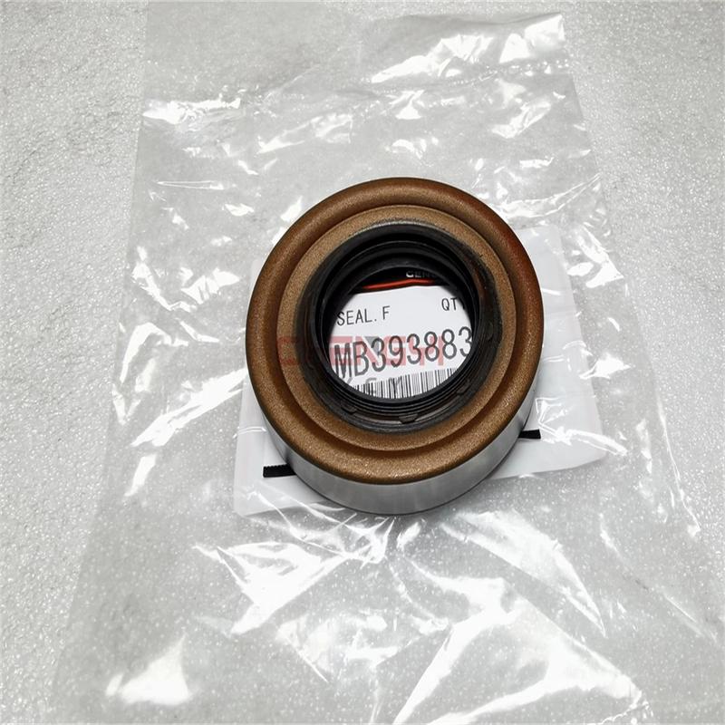 Differential Side Oil Seal Half Shaft Oil Seal For Pajero Montero V31W V33W V43W V45W V73W V77W V93W V97W KH6W MB393883 BD3298E