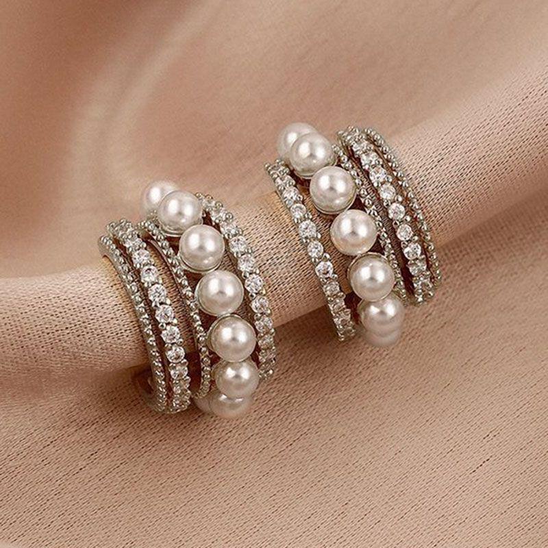 Elegant Zircon Pearl French Retro Luxury Earrings 2025