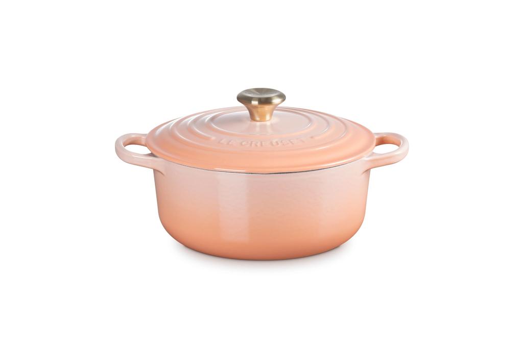 Le Creuset Cast Enamel Pot Signature Cocotte Ronde 20 Cm Peche Gas IH Oven Compatible Japanese [Authorized Product]
