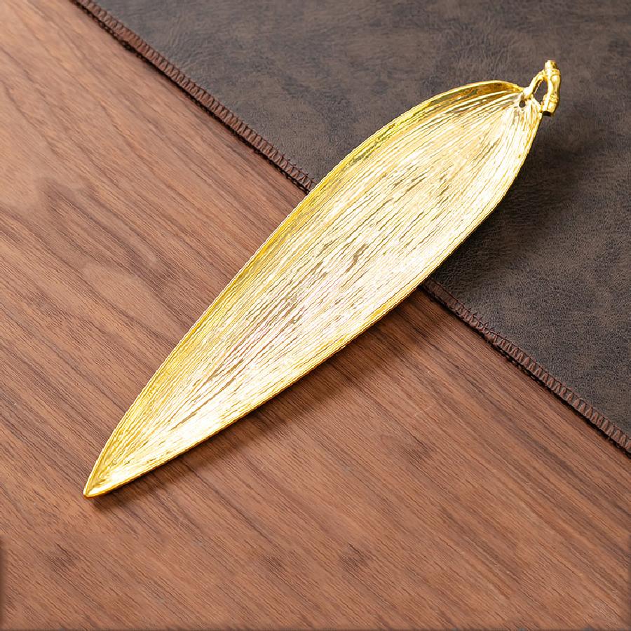 Подставка-горелка для благовоний из цинкового сплава в форме листа для релаксации, металлический настольный декор, держатель для аромапалочек, элегантная ароматерапия